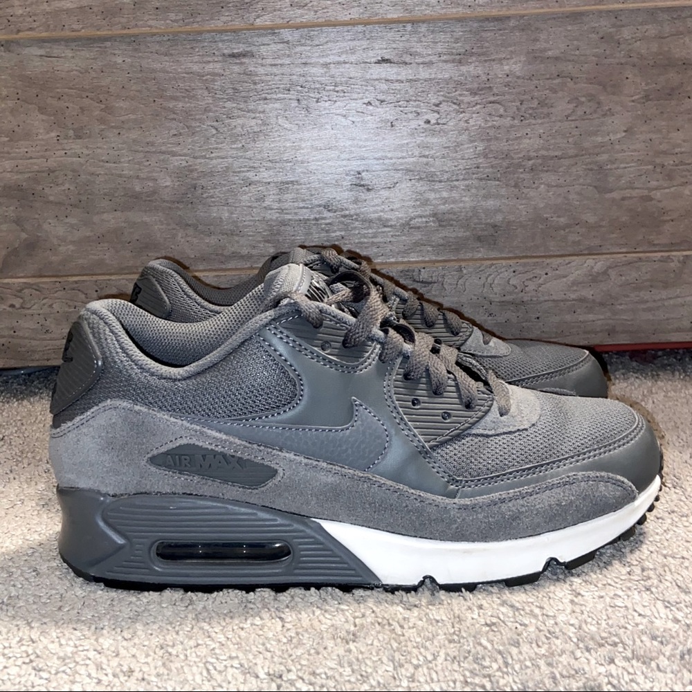 Grey Suede Nike Air Max🤍